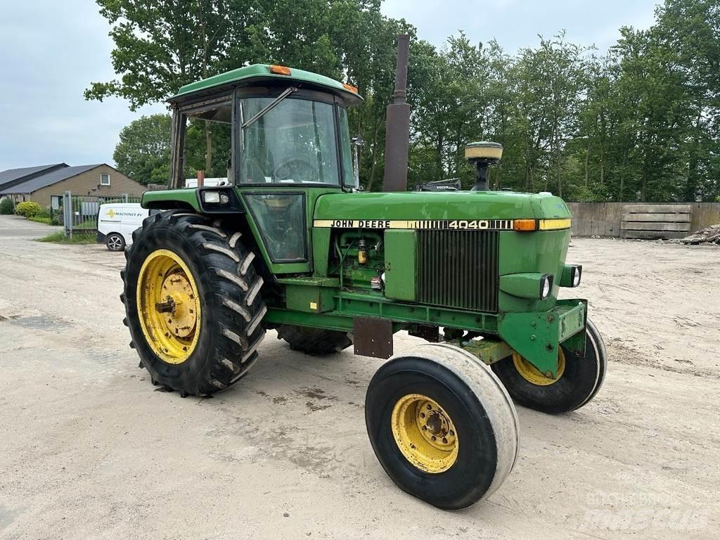 John Deere 4040 Tractores