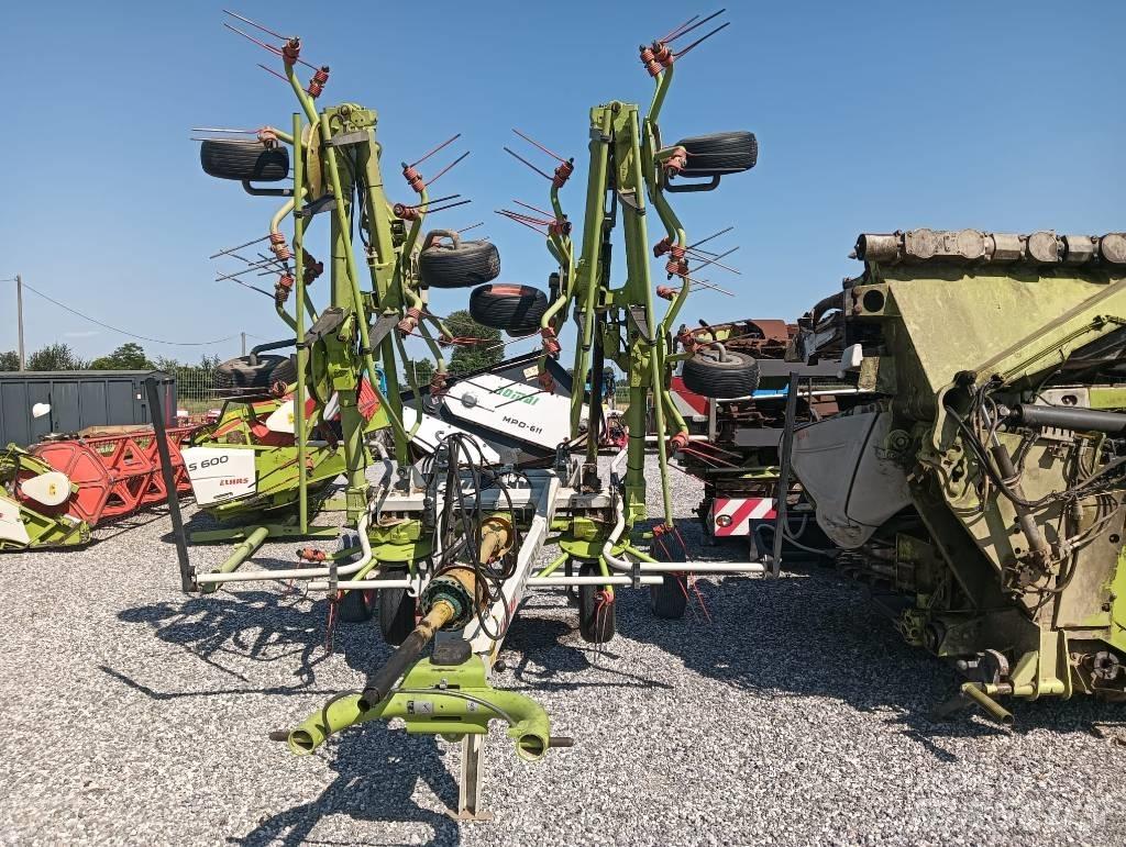 CLAAS Volto 900 T Rastrillos y henificadores