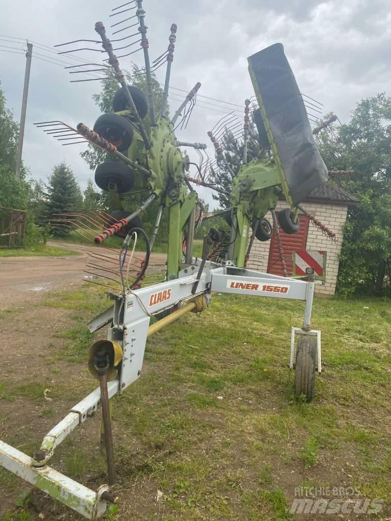 CLAAS Liner 1550 Rastrillos y henificadores