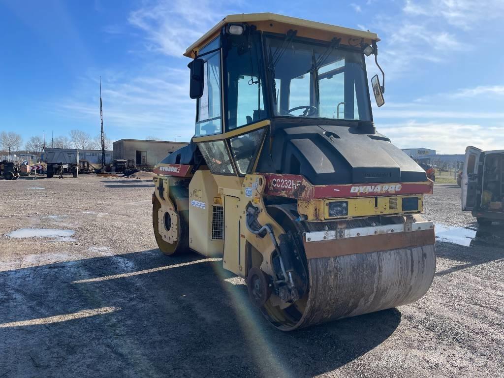 Dynapac CC 232 HF Rodillos de doble tambor