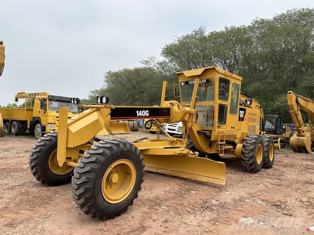 CAT 140 G Motoniveladoras