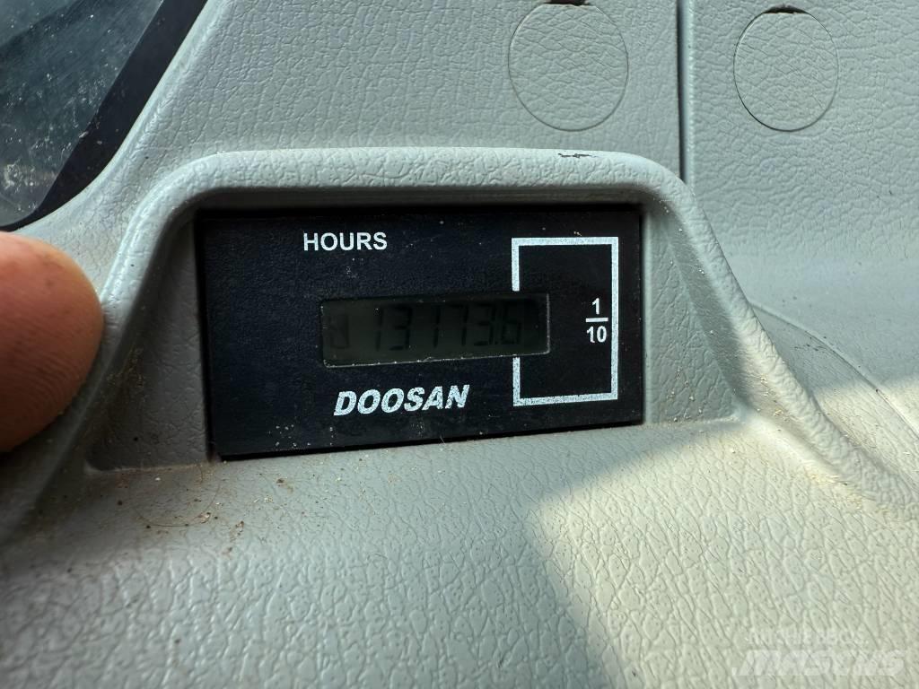 Doosan DX 255 LC-5 Excavadoras de cadenas