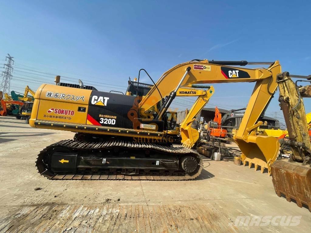 CAT 326 D2 Excavadoras de cadenas
