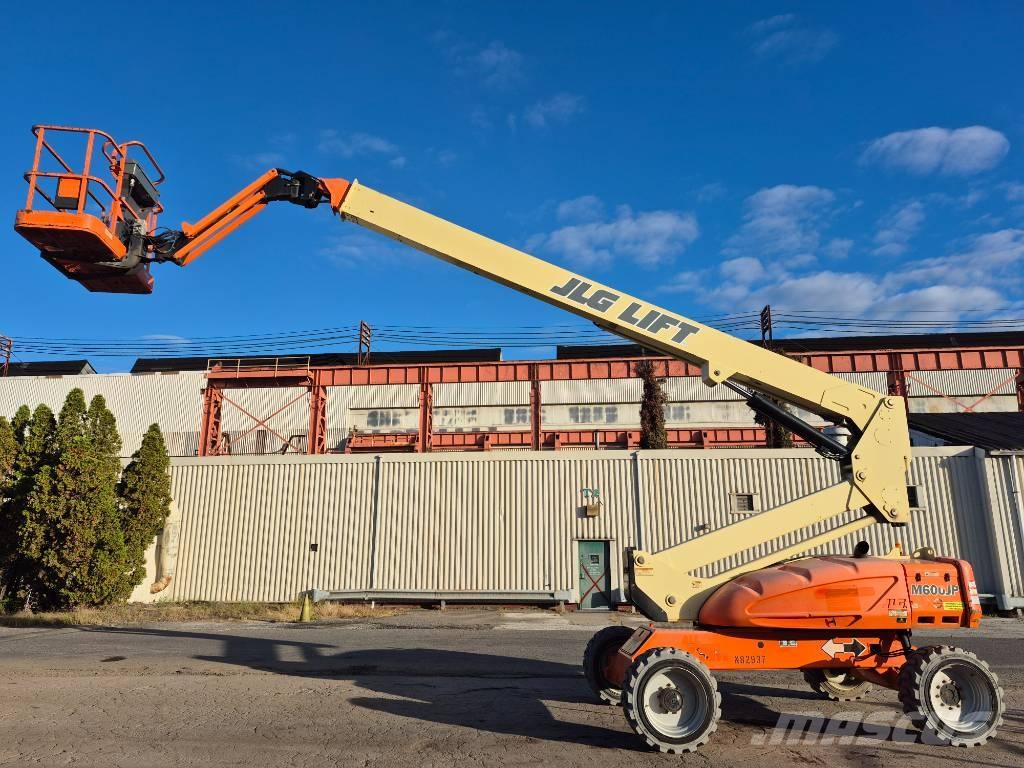 JLG M 600 JP Plataforma de trabajo articulada