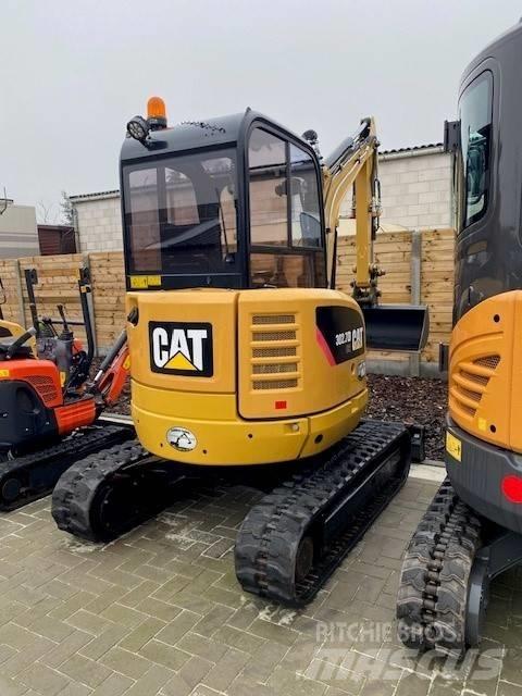 CAT 302.7 D CR Mini excavadoras < 7t