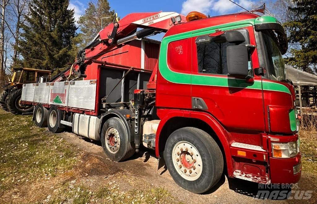 Scania P 124 GB Camiones grúa