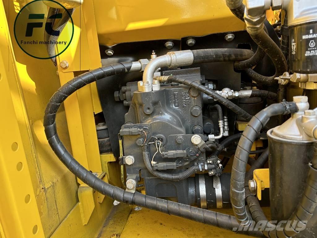 Komatsu 110 Excavadoras de cadenas