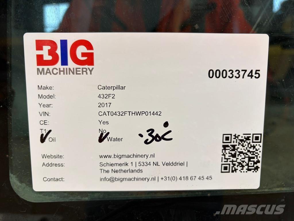 CAT 432F2 Retrocargadoras