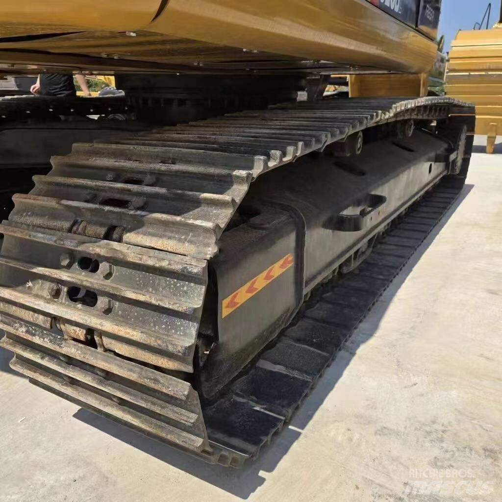 CAT 323 D Excavadoras de cadenas