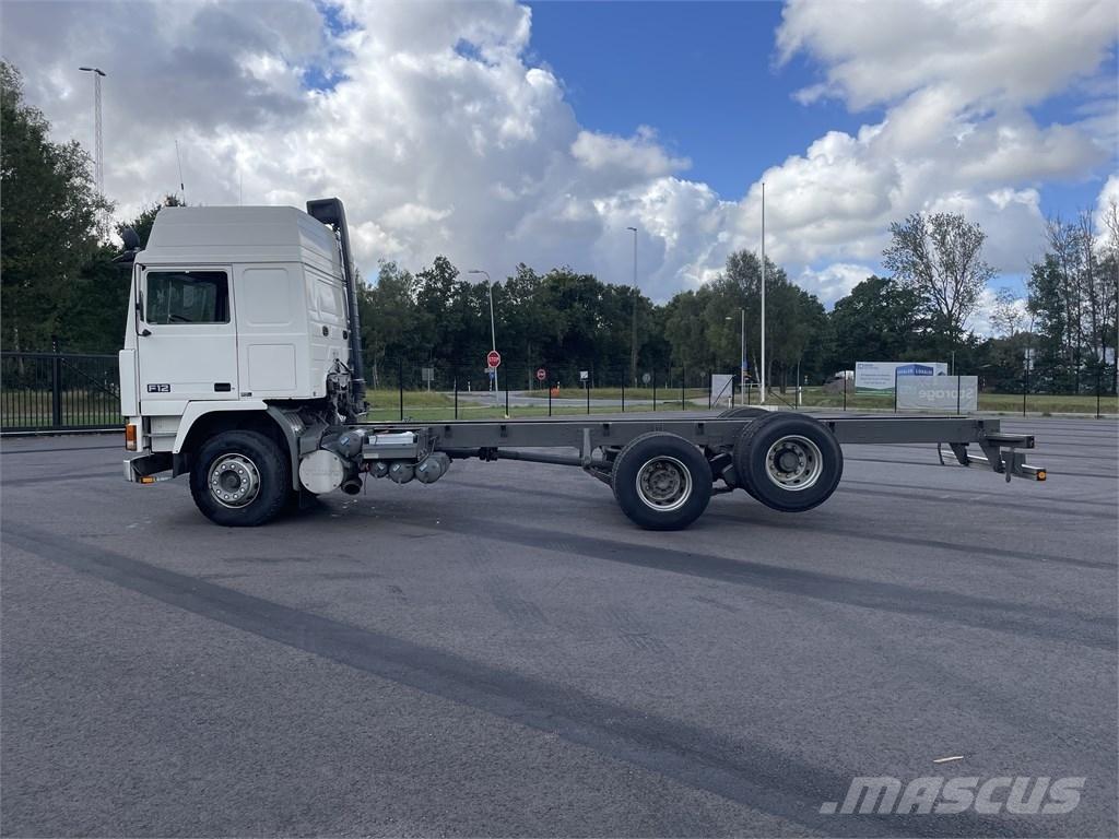 Volvo F 12 Camiones chasis