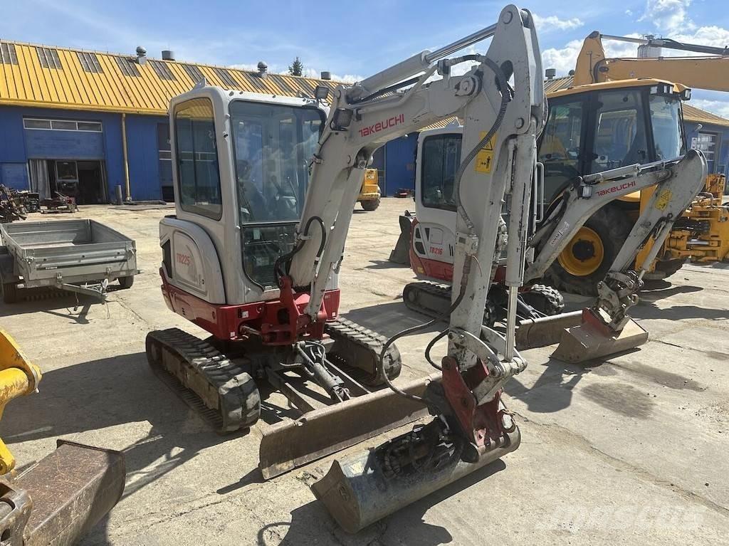 Takeuchi TB225 Mini excavadoras < 7t