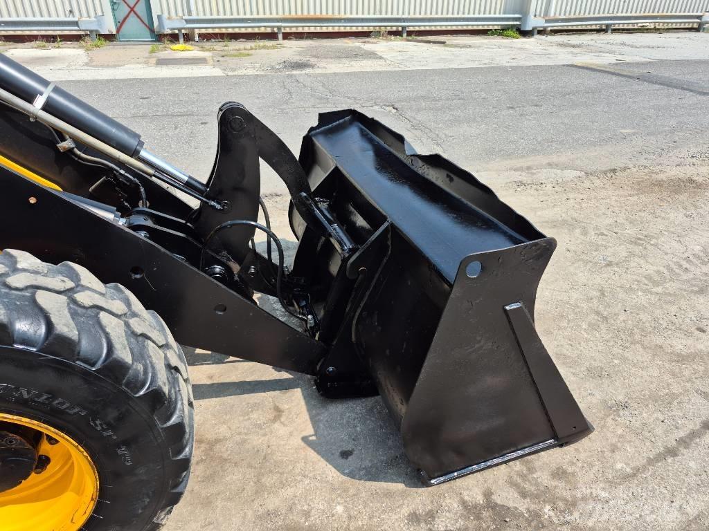 JCB 407 Cargadoras sobre ruedas