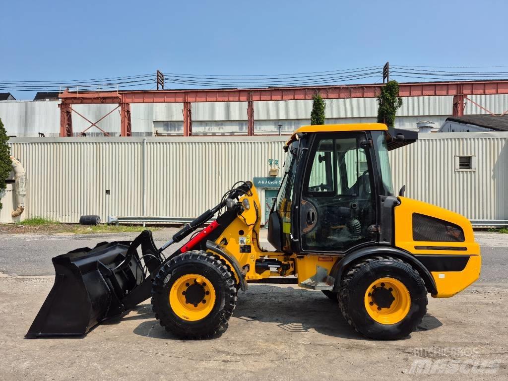 JCB 407 Cargadoras sobre ruedas