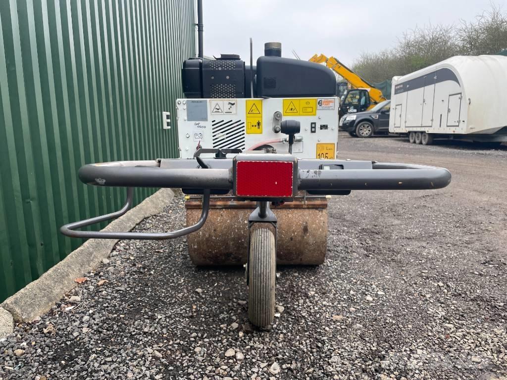 Mecalac MBR 71 Rodillos de un solo tambor