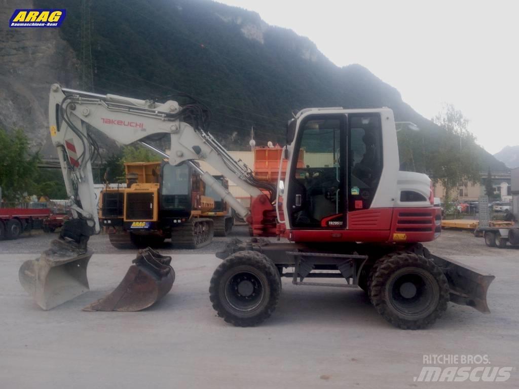 Takeuchi TB 295 W Excavadoras de ruedas