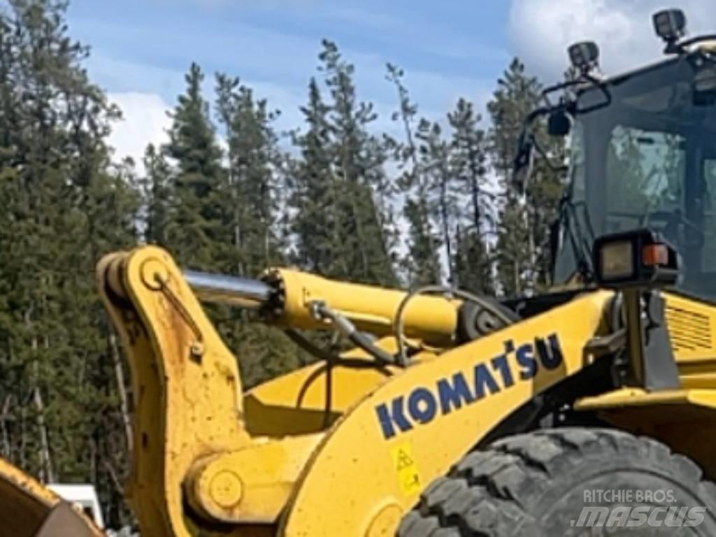 Komatsu WA 500-7 Cargadoras sobre ruedas