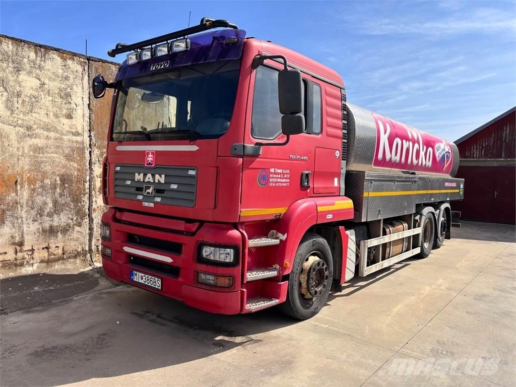 MAN TGA 26.440 6X2 Camiones cisterna