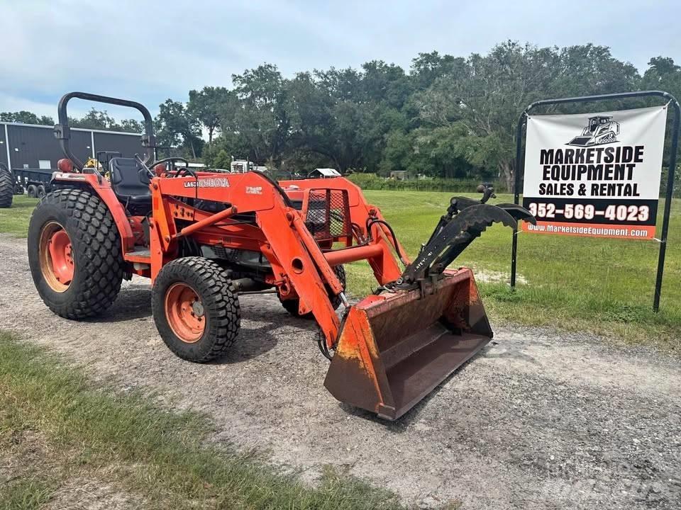 Kubota 3710 Tractores