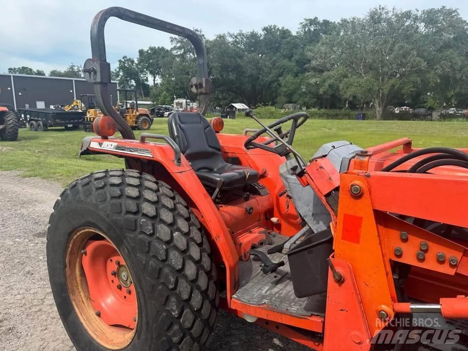 Kubota 3710 Tractores