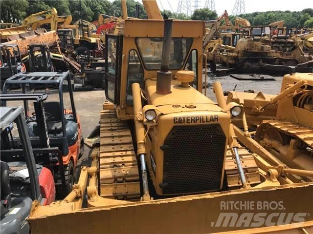 CAT D 6 D Buldozer sobre oruga