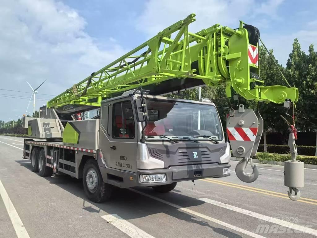 Zoomlion ZCT 251 V Montacargas y elevadores de material