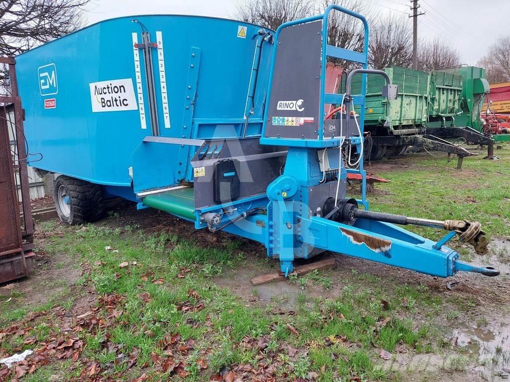  EUROMILK FXX 1600 Mezcladoras distribuidoras