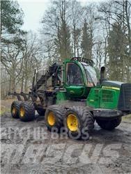 John Deere 1110 E Autocargadoras
