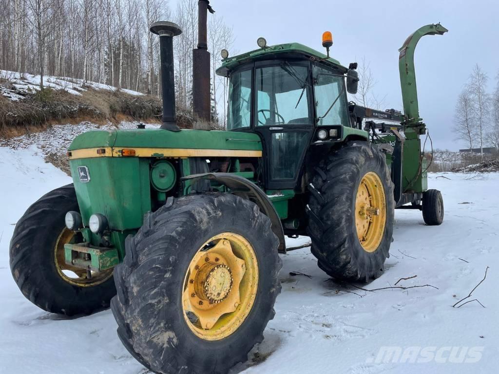 John Deere 4240 S Tractores