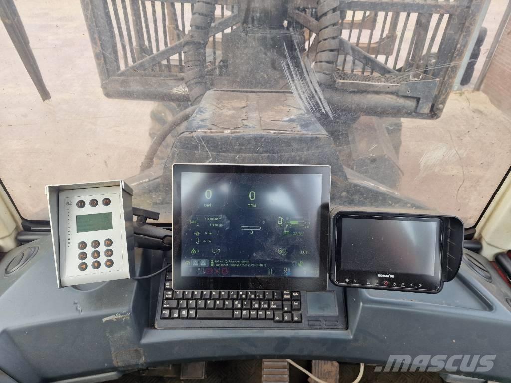 Komatsu 855 Autocargadoras