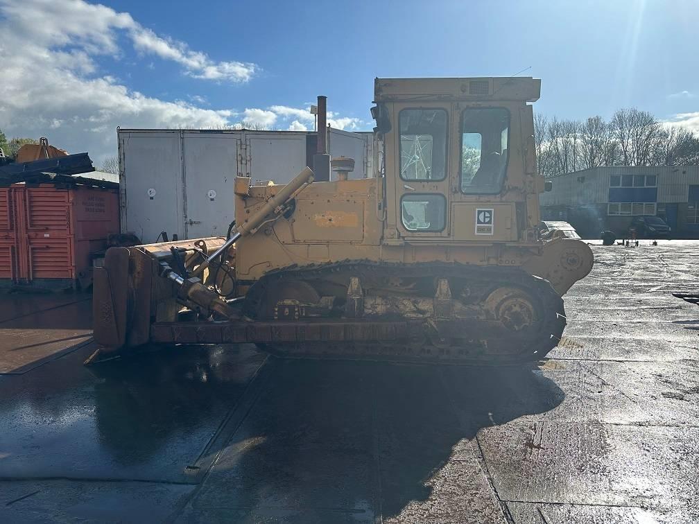 CAT D6D with winch Buldozer sobre oruga