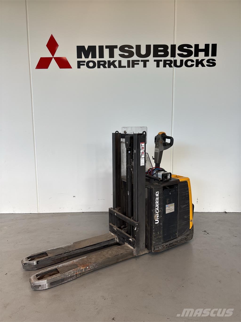 Atlet PDP200 Apiladores eléctricos autopropulsados