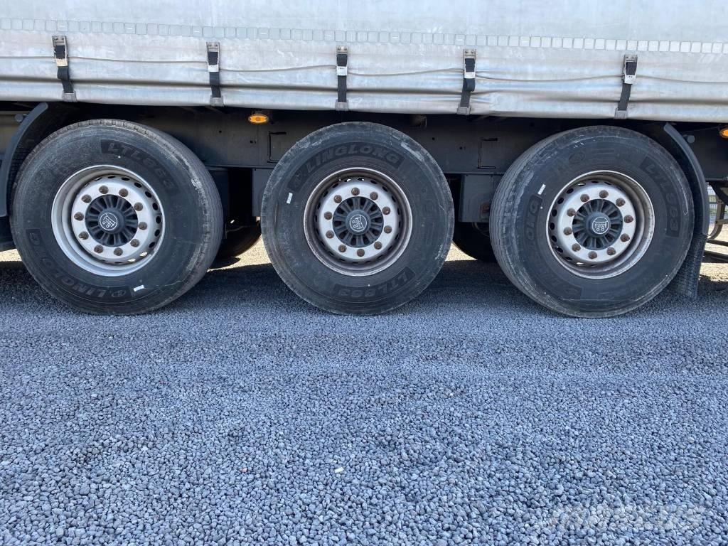 Kögel SN 24 Semirremolques con caja de lona