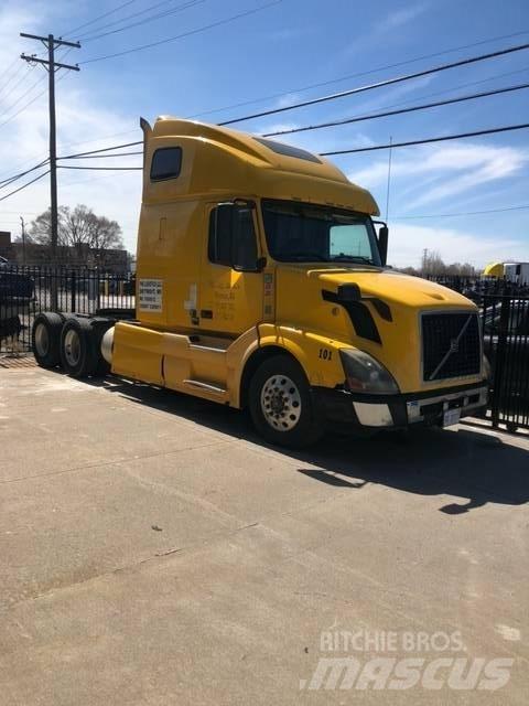 Volvo VNL Cabezas tractoras