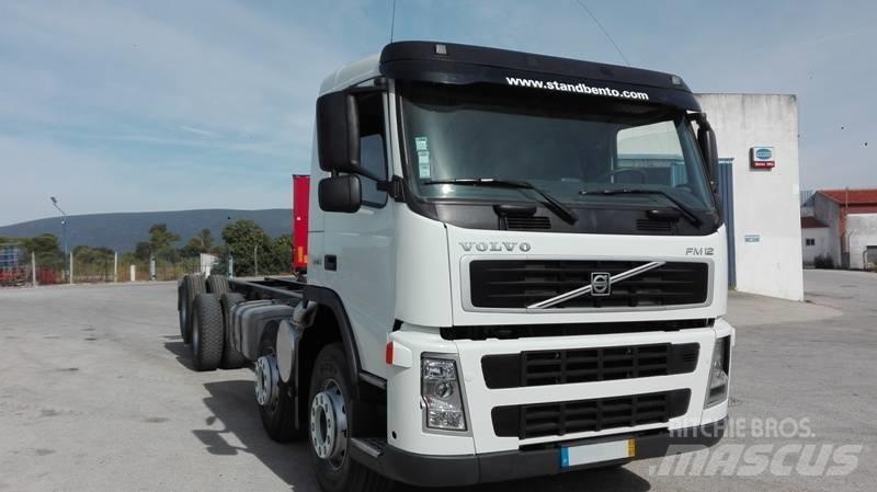 Volvo FM 12 340 8X2 Camiones chasis