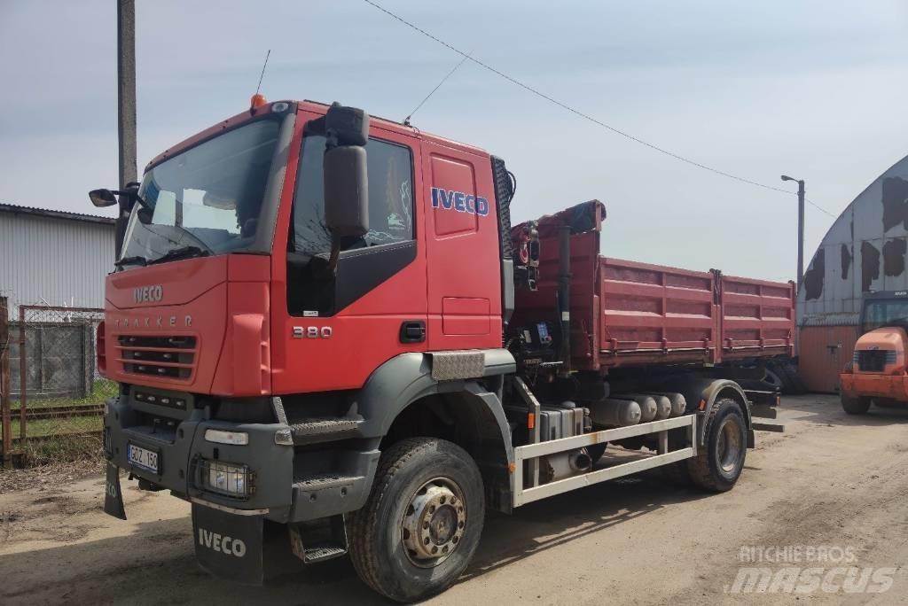 Iveco Trakker 380 Camiones bañeras basculantes o volquetes