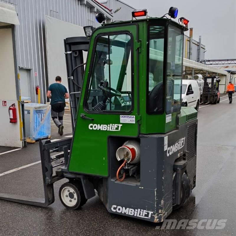 Combilift CB 2500 4 vías o cuatro caminos