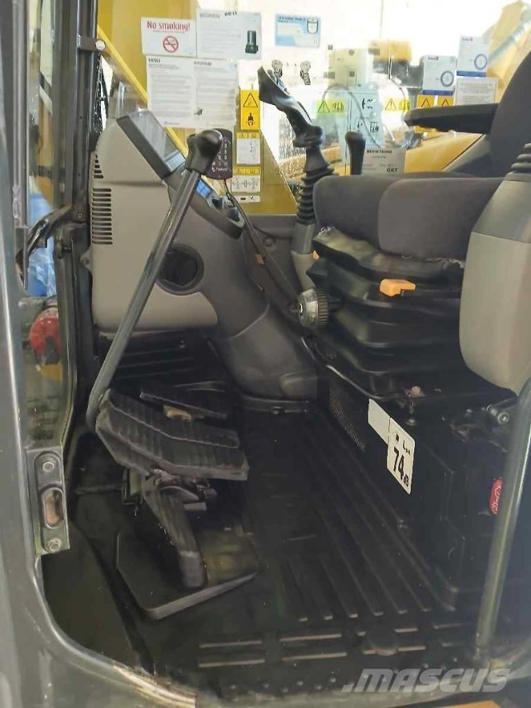 Komatsu PC78US-10 Excavadoras 7t - 12t