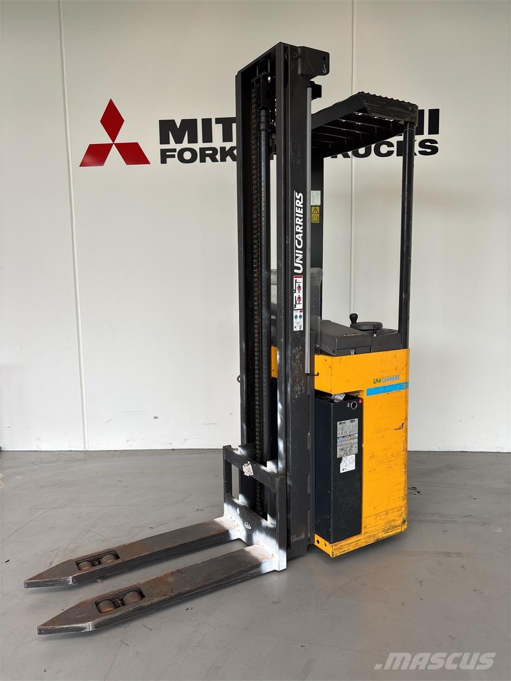 Atlet A160 Apiladores eléctricos autopropulsados