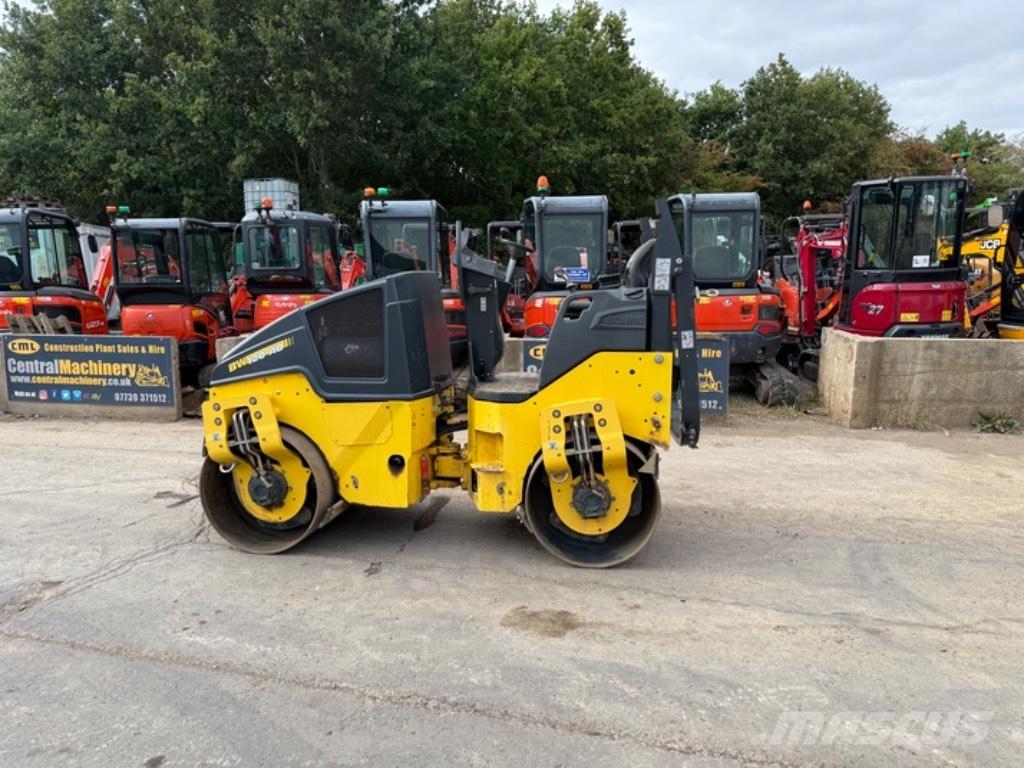 Bomag BW 120 AD-5 Rodillos de doble tambor