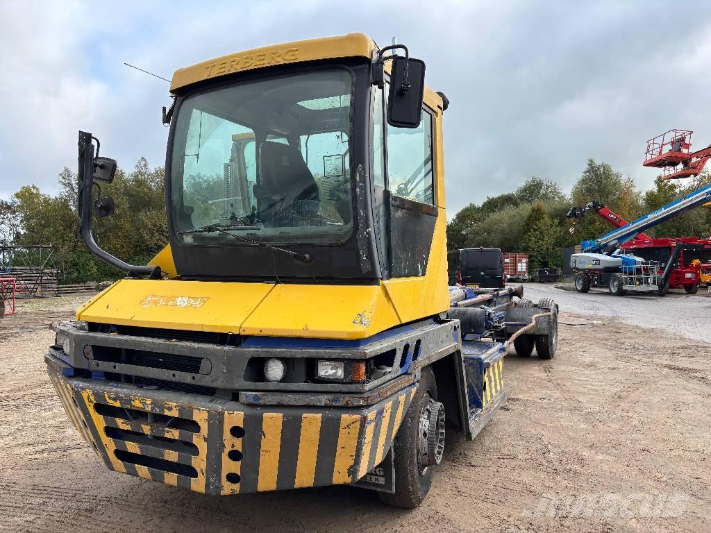 Terberg 115 Cabezas tractoras para terminales