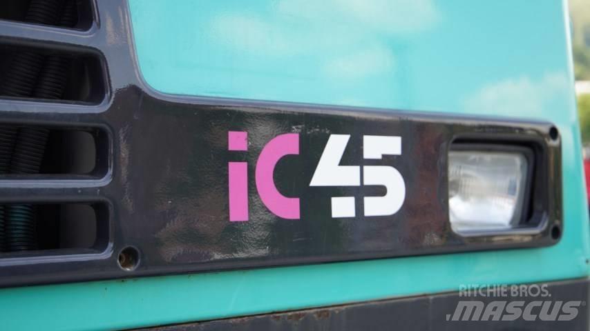 IHI IC 45-2 Dúmpers sobre orugas