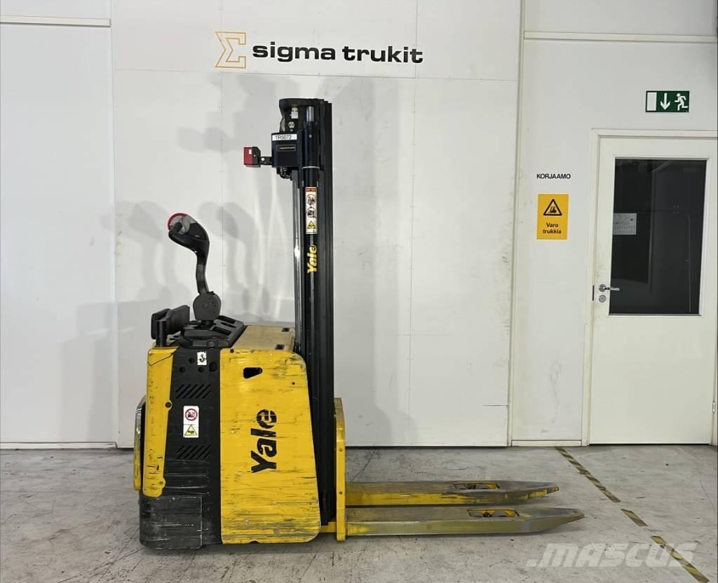 Yale MS 12 X Apiladores eléctricos autopropulsados