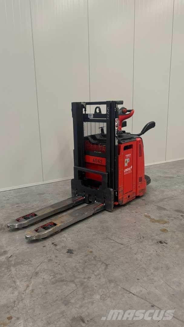 Linde D12AP Apiladores eléctricos autopropulsados