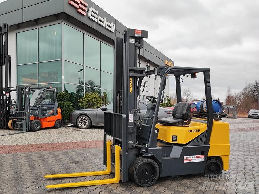 Doosan GC35P-3 Otras carretillas elevadoras
