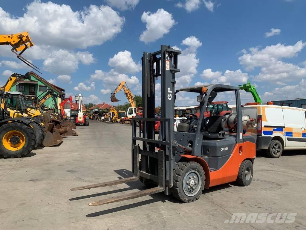  CPQD30 30 Carretillas LPG