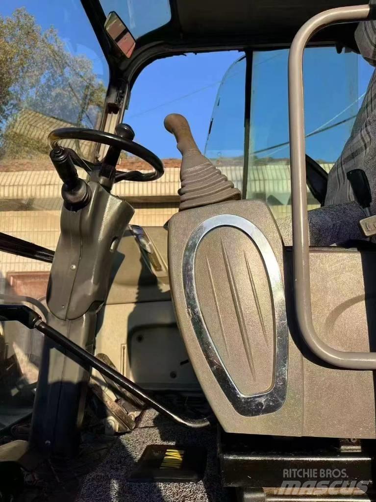 Hyundai 60 W Excavadoras de ruedas