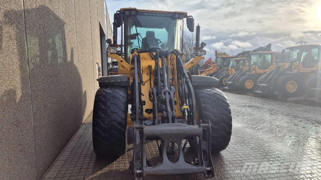 Volvo L 70 H Cargadoras sobre ruedas