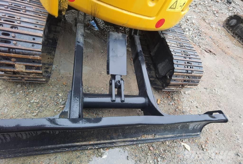 CAT 303.5 E CR Mini excavadoras < 7t