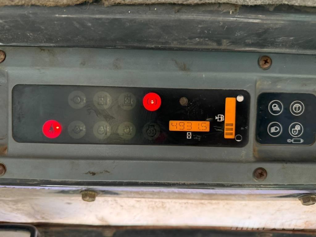 New Holland LS 170 Minicargadoras