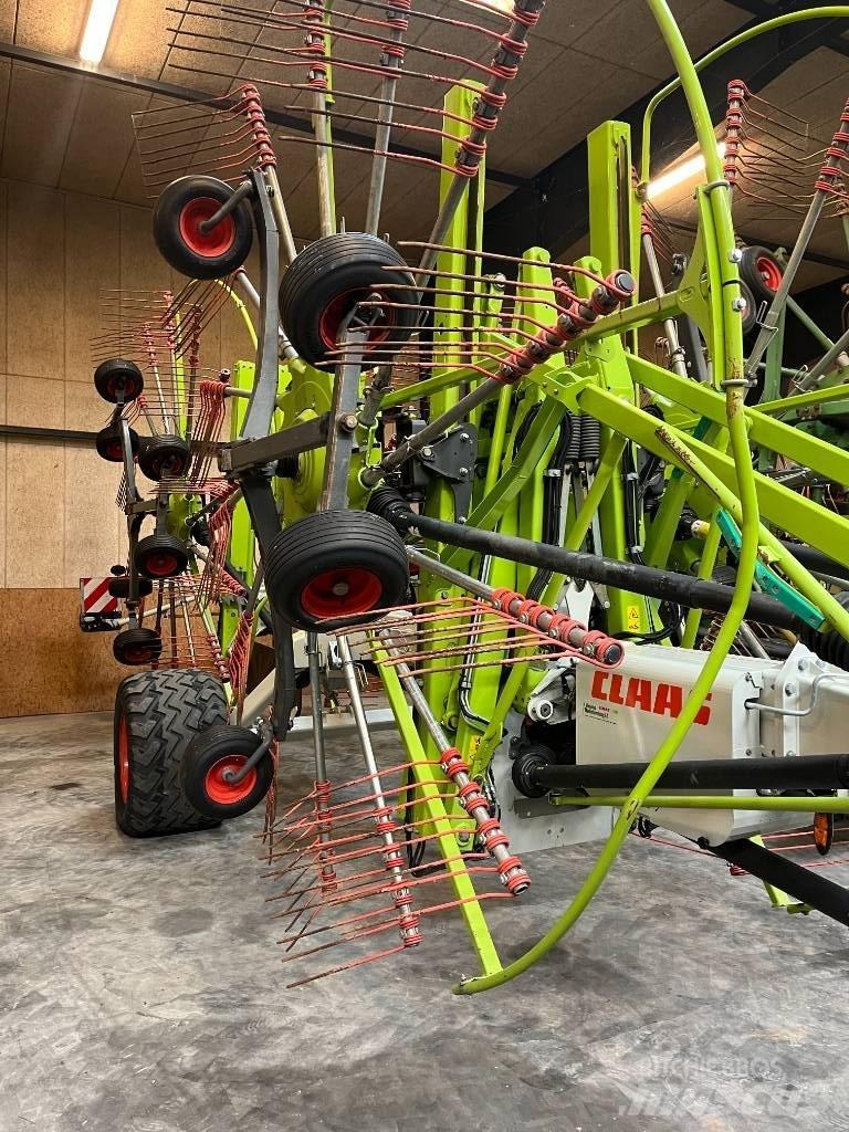 CLAAS Liner 4000 HHV Rastrillos y henificadores